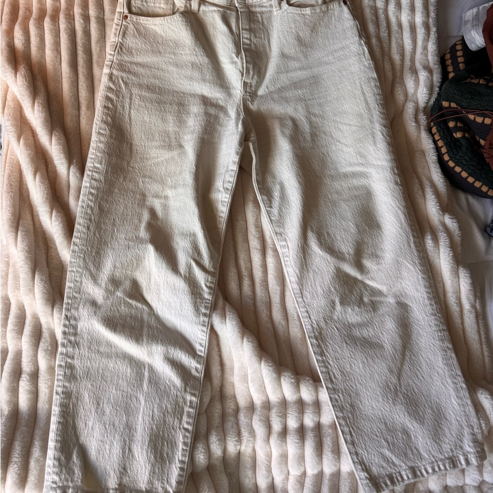 Universal Thread Women’s Vintage Straight (Cream - 14)